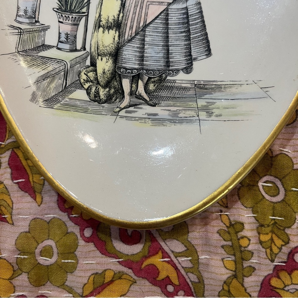 VTG Vintage Mottahedeh Designs Oval Plates - Gold Trim S.5401 Set of 2 - Picture 13 of 16